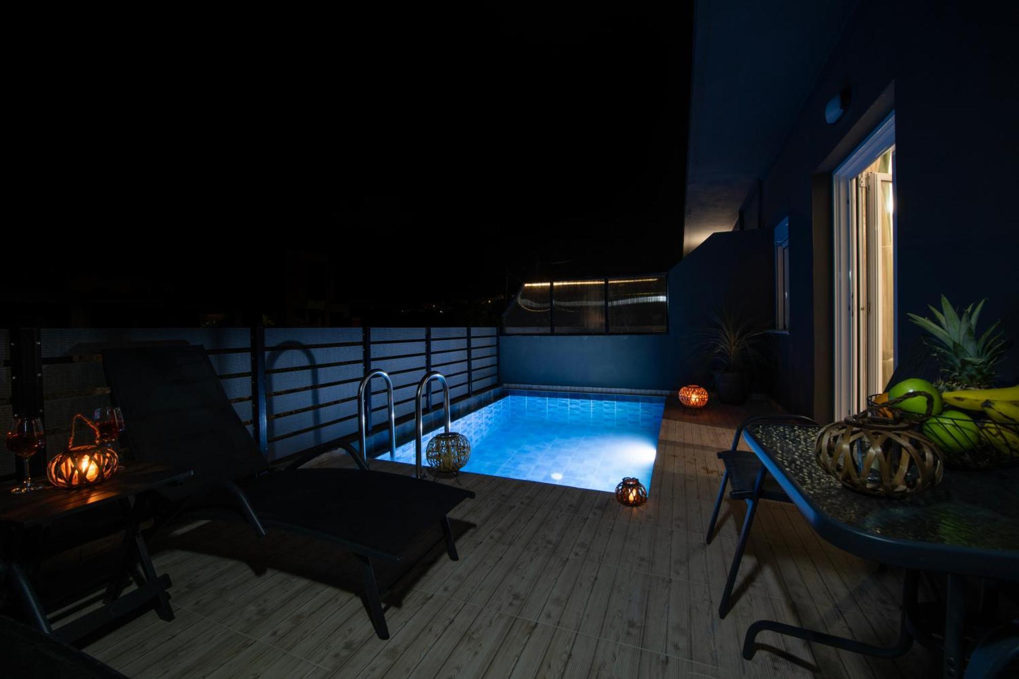 7Thheaven Luxury Aprts Apartman Hriszí Aktí Haniá Kültér fotó