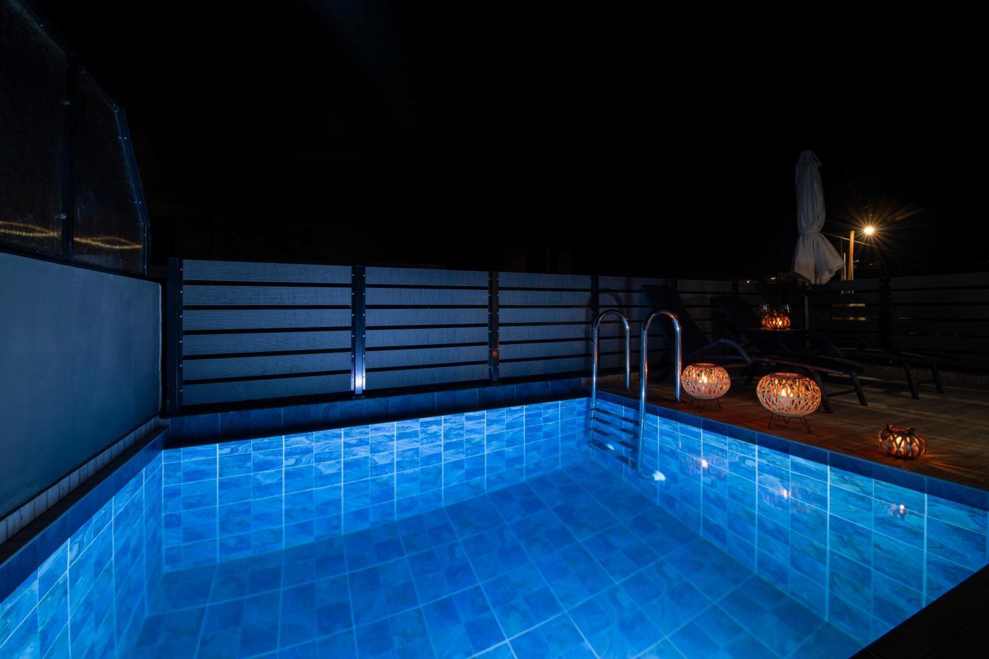 7Thheaven Luxury Aprts Apartman Hriszí Aktí Haniá Kültér fotó