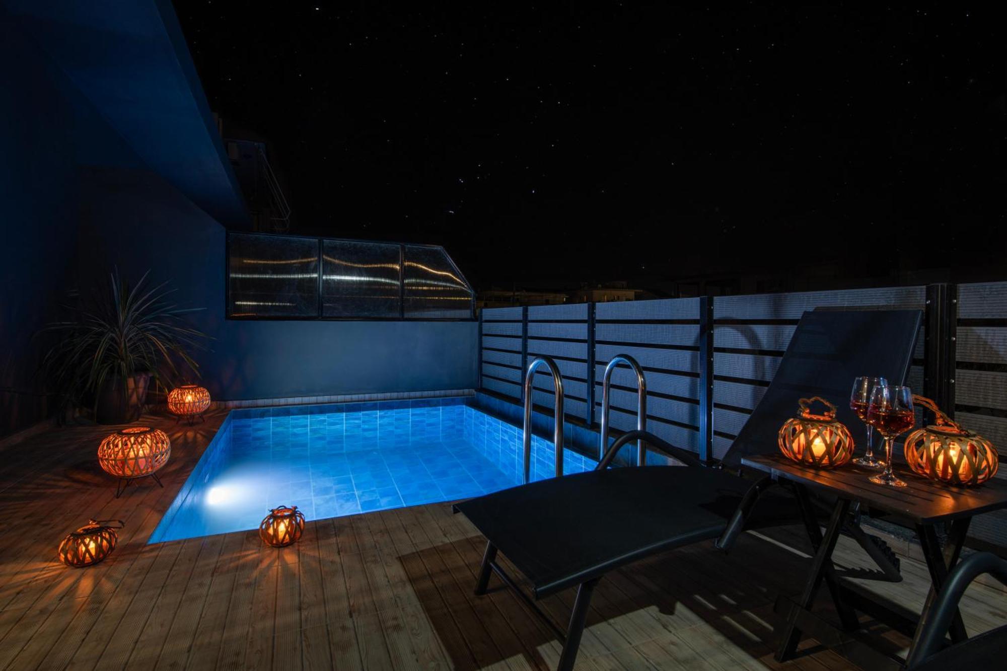 7Thheaven Luxury Aprts Apartman Hriszí Aktí Haniá Kültér fotó