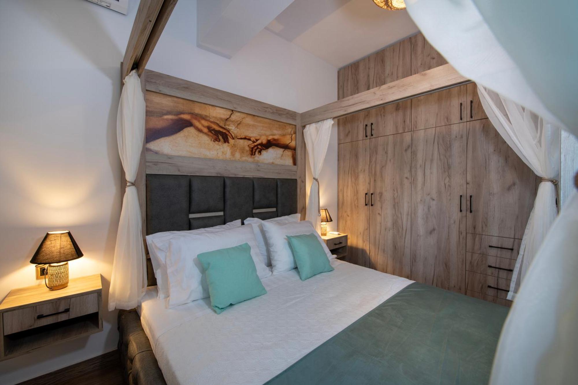 7Thheaven Luxury Aprts Apartman Hriszí Aktí Haniá Kültér fotó
