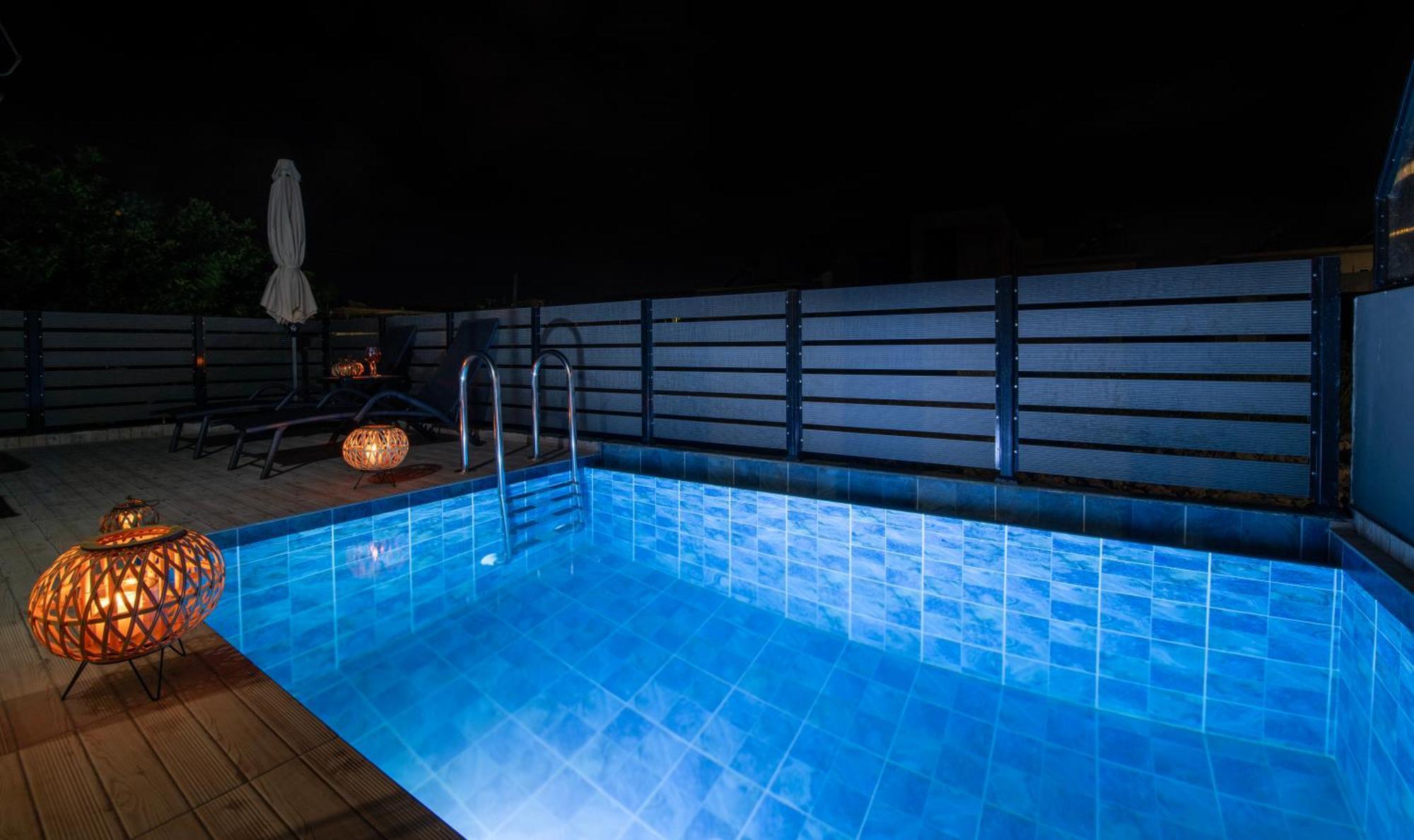 7Thheaven Luxury Aprts Apartman Hriszí Aktí Haniá Kültér fotó