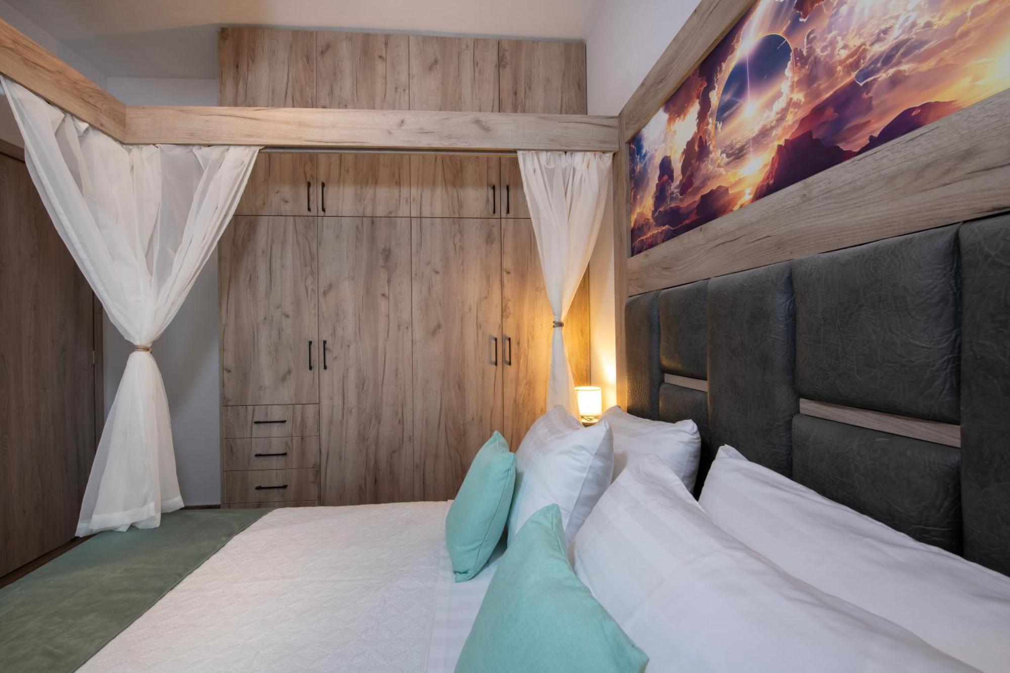 7Thheaven Luxury Aprts Apartman Hriszí Aktí Haniá Kültér fotó